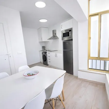 Puerta Cai Ii アパート コニル・デ・ラ・フロンテラ